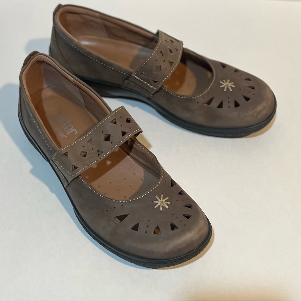 Hotter Comfort Concept brown tan Mary Jane shoes Sz 7 UK Sz 9 US slip ons